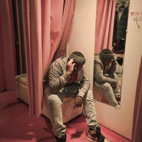 Meet your Posher, Kalan - Picture 1 of 1